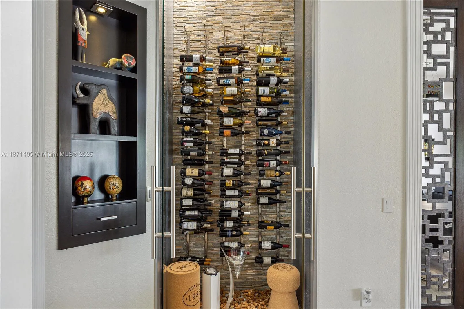 1371 Victoria Isle Dr, Weston, Florida 33327, Weston, Florida 33327, 5 Bedrooms Bedrooms, ,5 BathroomsBathrooms,Residential,For Sale,1371 Victoria Isle Dr, Weston, Florida 33327,A11871499