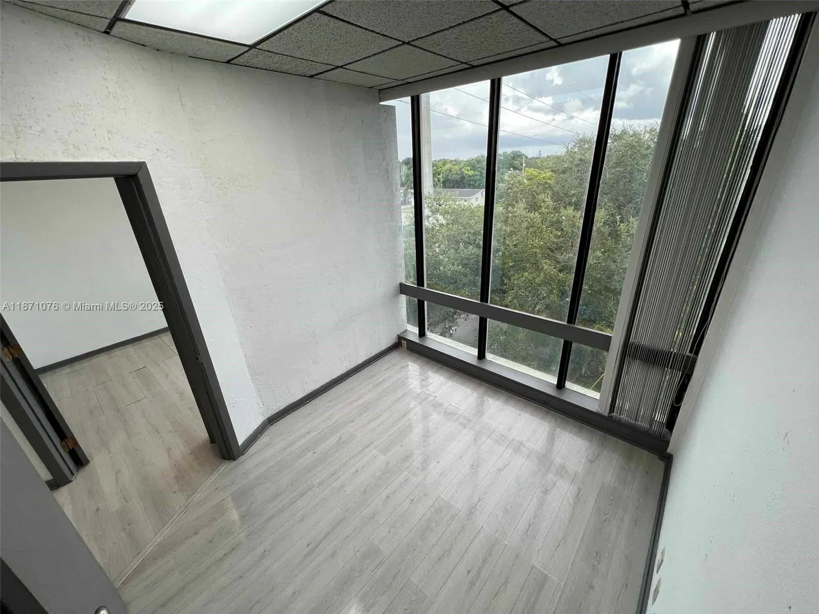 5555 Hollywood Blvd 301, Hollywood, Florida 33021, Hollywood, Florida 33021, ,Commercial Lease,For Rent,5555 Hollywood Blvd 301, Hollywood, Florida 33021,A11871076