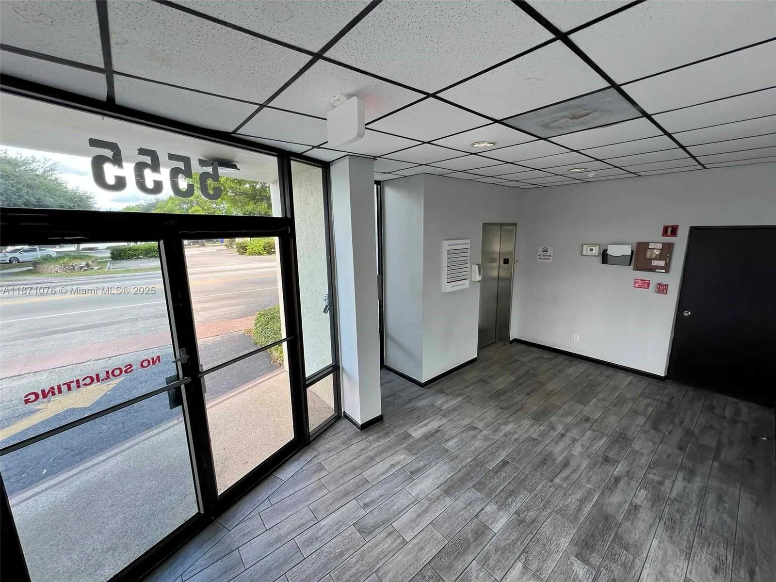 5555 Hollywood Blvd 301, Hollywood, Florida 33021, Hollywood, Florida 33021, ,Commercial Lease,For Rent,5555 Hollywood Blvd 301, Hollywood, Florida 33021,A11871076