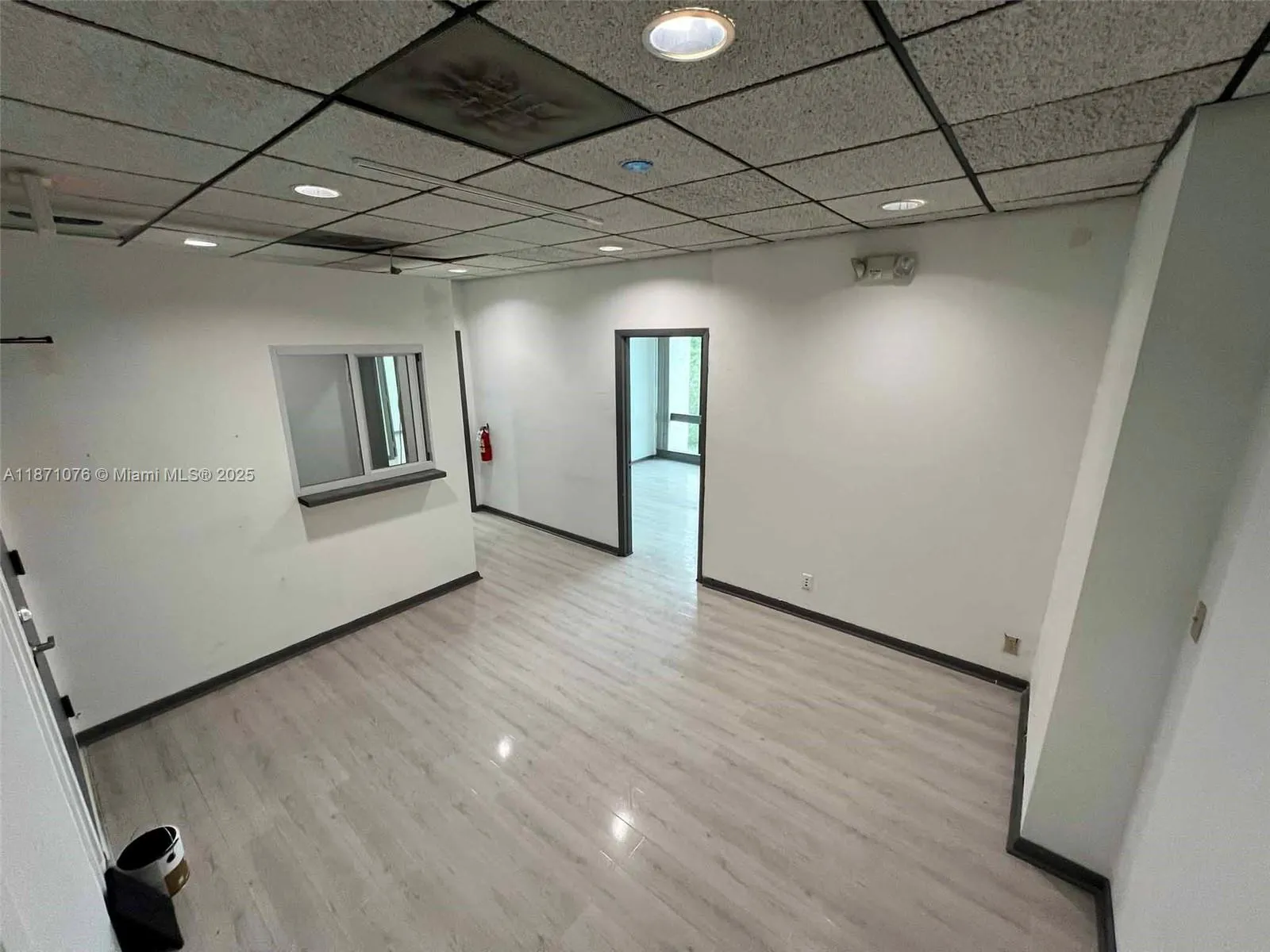 5555 Hollywood Blvd 301, Hollywood, Florida 33021, Hollywood, Florida 33021, ,Commercial Lease,For Rent,5555 Hollywood Blvd 301, Hollywood, Florida 33021,A11871076