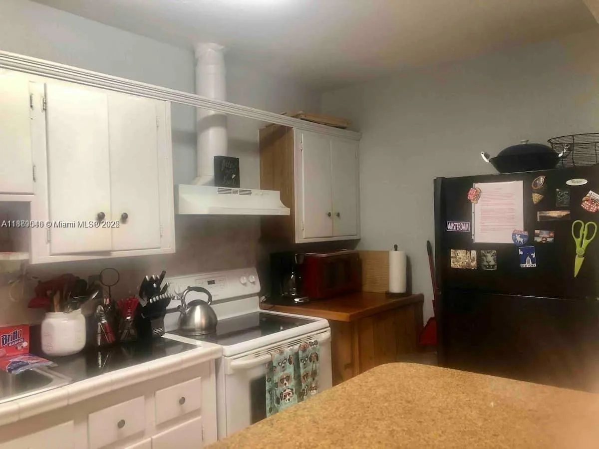 2411 Hayes St, Hollywood, Florida 33020, Hollywood, Florida 33020, ,Residential Income,For Sale,2411 Hayes St, Hollywood, Florida 33020,A11869046