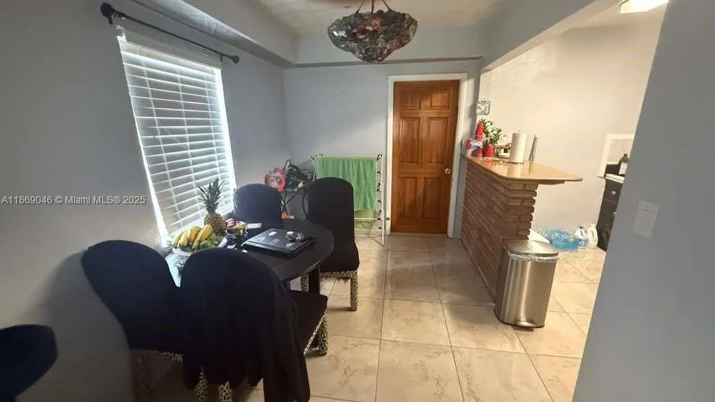 2411 Hayes St, Hollywood, Florida 33020, Hollywood, Florida 33020, ,Residential Income,For Sale,2411 Hayes St, Hollywood, Florida 33020,A11869046