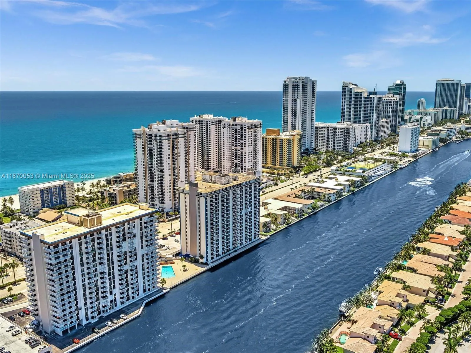 1500 S Ocean Dr 3e, Hollywood, Florida 33019, Hollywood, Florida 33019, 2 Bedrooms Bedrooms, ,2 BathroomsBathrooms,Residential,For Sale,1500 S Ocean Dr 3e, Hollywood, Florida 33019,A11870053
