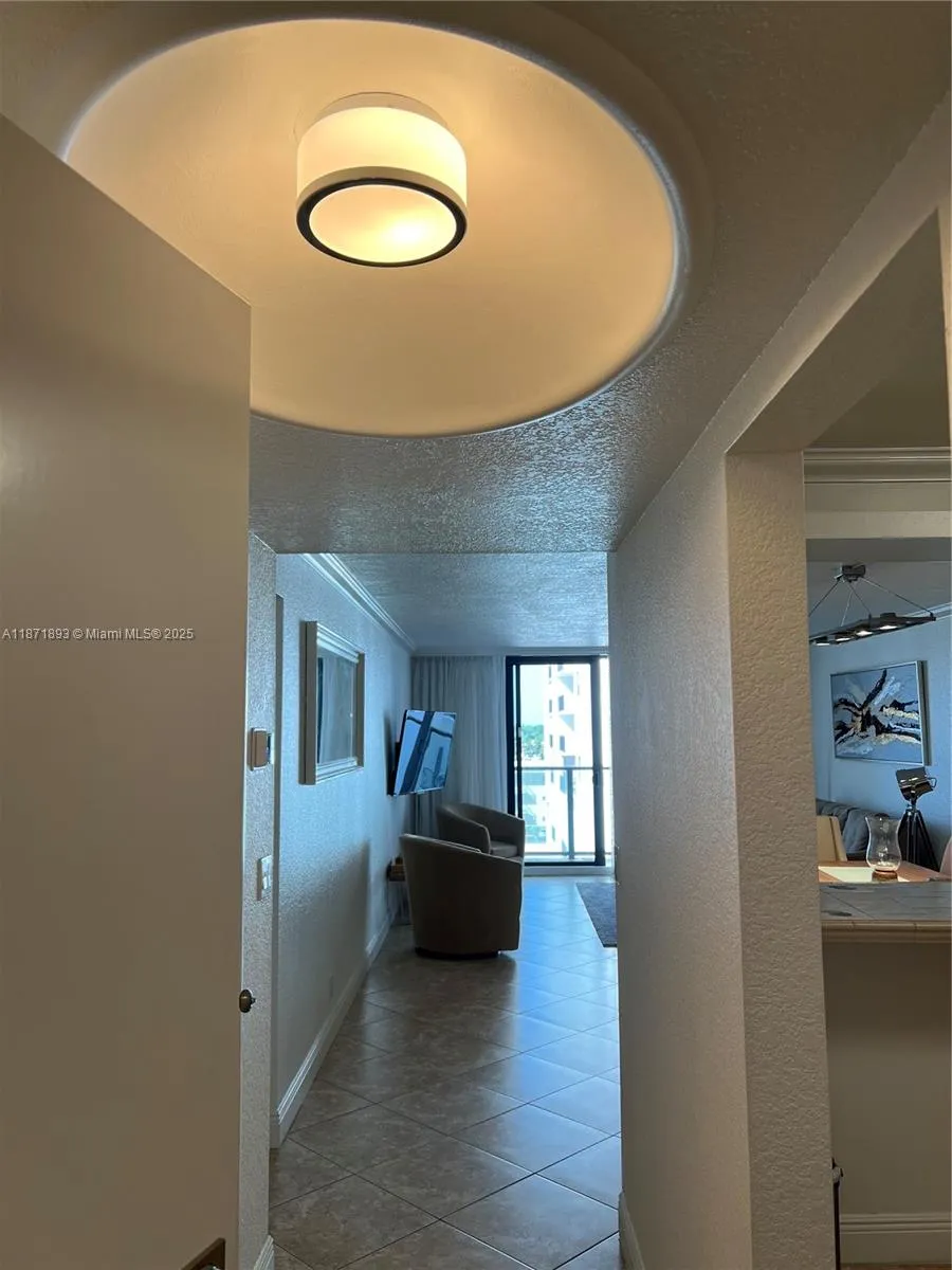 2301 S Ocean Dr 506, Hollywood, Florida 33019, Hollywood, Florida 33019, 1 Bedroom Bedrooms, ,1 BathroomBathrooms,Residential,For Sale,2301 S Ocean Dr 506, Hollywood, Florida 33019,A11871893