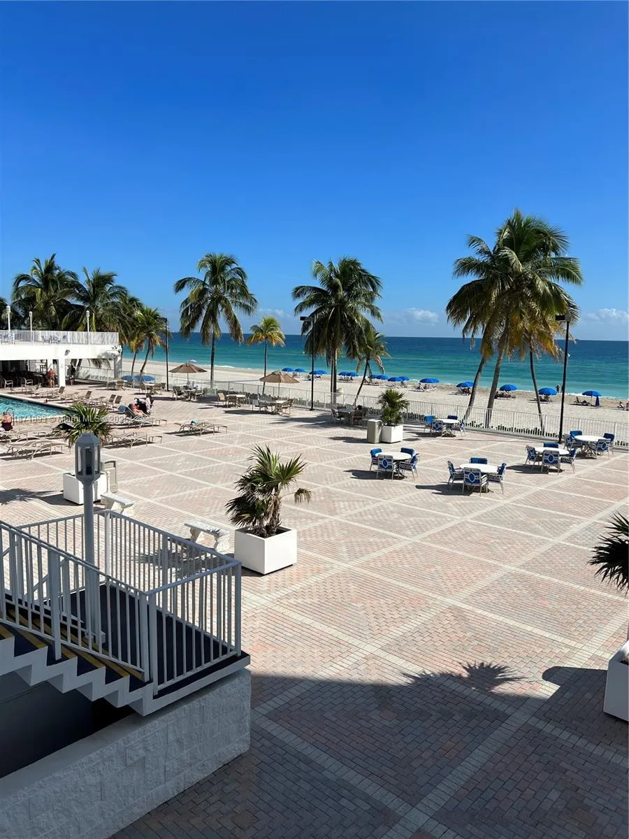 2301 S Ocean Dr 506, Hollywood, Florida 33019, Hollywood, Florida 33019, 1 Bedroom Bedrooms, ,1 BathroomBathrooms,Residential,For Sale,2301 S Ocean Dr 506, Hollywood, Florida 33019,A11871893