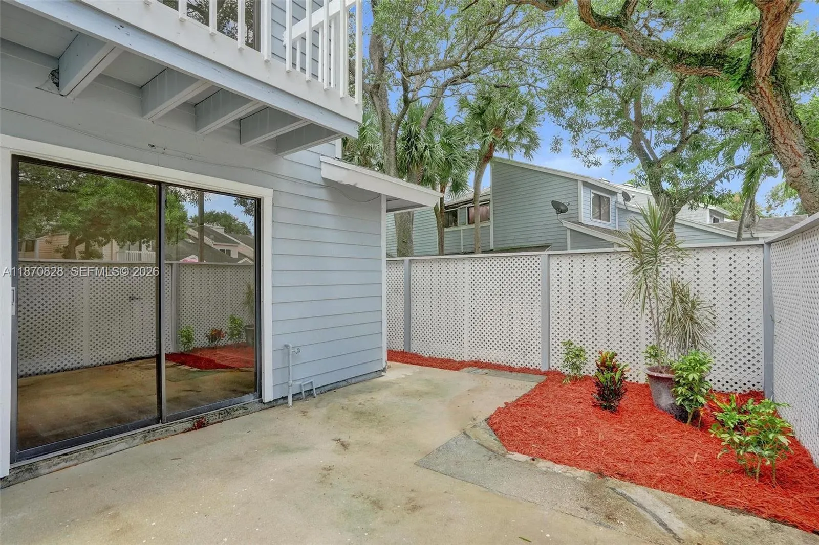 Private front yard/porch