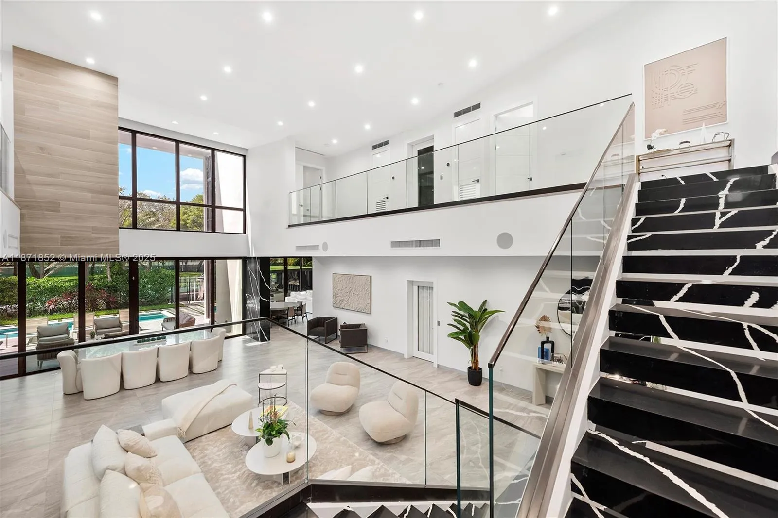 521 Holiday Dr, Hallandale Beach, Florida 33009, Hallandale Beach, Florida 33009, 7 Bedrooms Bedrooms, ,6 BathroomsBathrooms,Residential,For Sale,521 Holiday Dr, Hallandale Beach, Florida 33009,A11871852