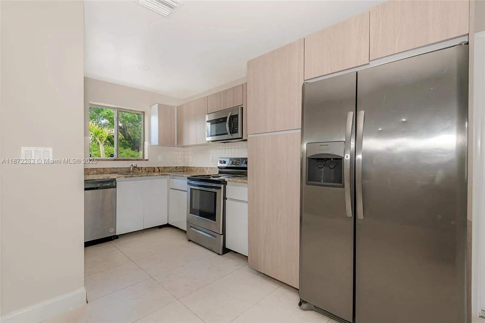 817 Nw 3rd Ave, Fort Lauderdale, Florida 33311, Fort Lauderdale, Florida 33311, ,Residential Income,For Sale,817 Nw 3rd Ave, Fort Lauderdale, Florida 33311,A11872283