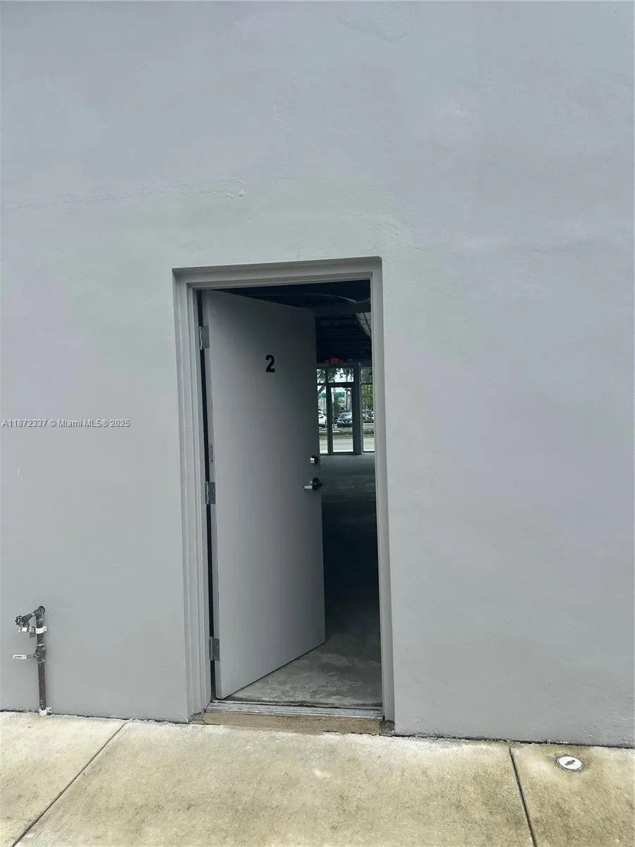 10 S Royal Poinciana Blvd 2&3, Miami Springs, Miami Springs, Florida 33166, ,Commercial Lease,For Rent,10 S Royal Poinciana Blvd 2&3, Miami Springs, ,A11872337