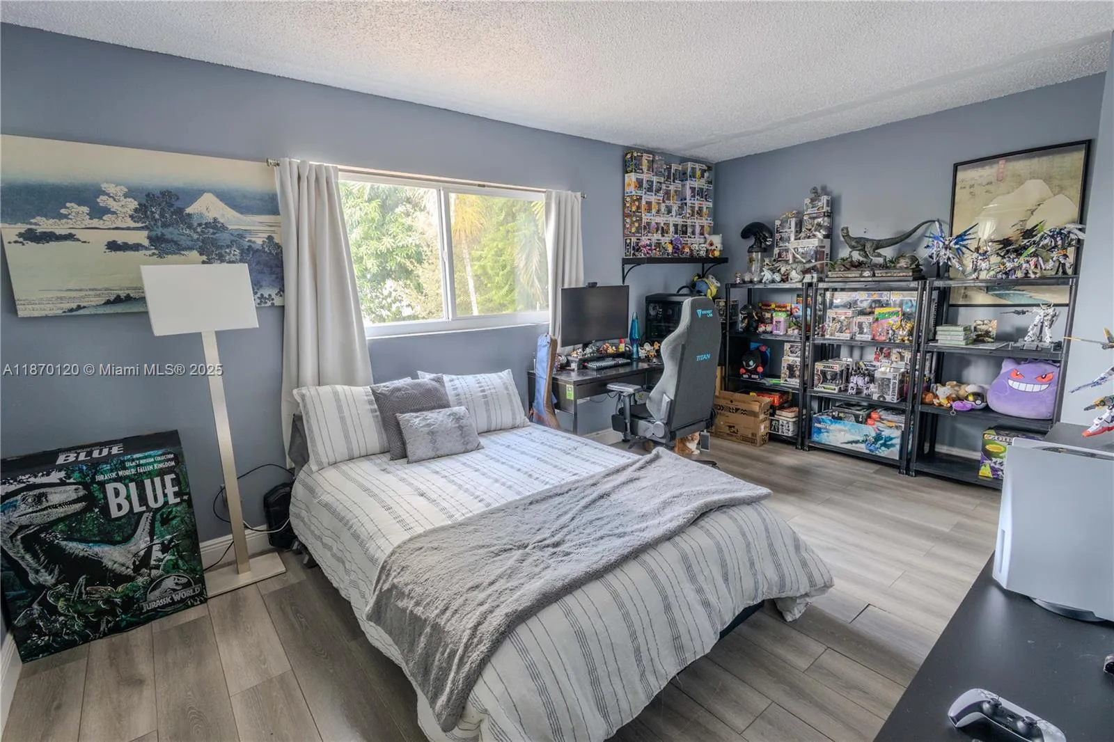 2435 Sw 11th St 9-b, Miami, Florida 33135, Miami, Florida 33135, 3 Bedrooms Bedrooms, ,3 BathroomsBathrooms,Residential,For Sale,2435 Sw 11th St 9-b, Miami, Florida 33135,A11870120