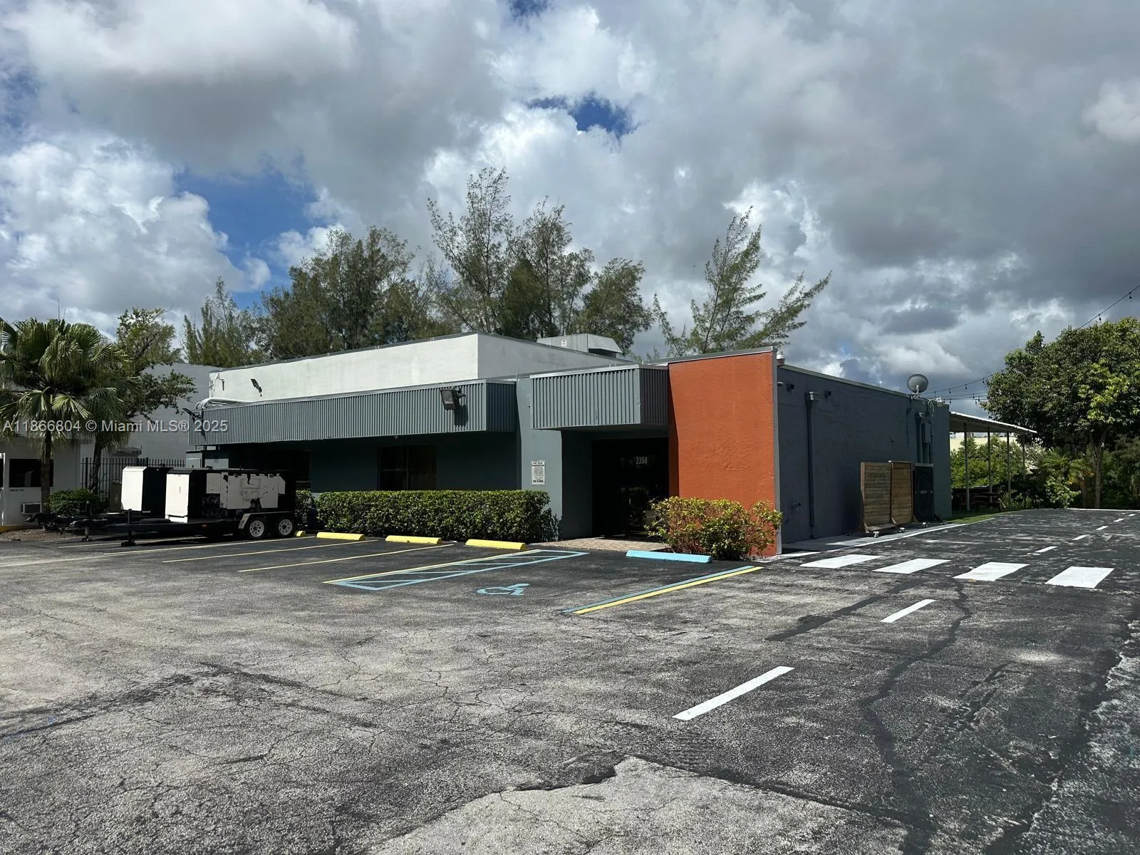 2350 Nw 96th Ave, Doral, Florida 33172, Doral, Florida 33172, ,Commercial Lease,For Rent,2350 Nw 96th Ave, Doral, Florida 33172,A11866804