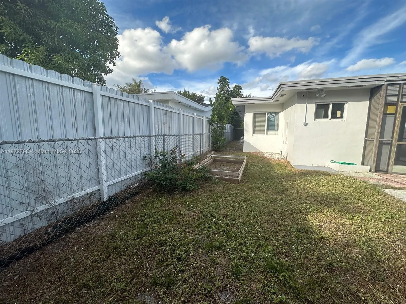 116 Se 9th Ct, Hallandale Beach, Florida 33009, Hallandale Beach, Florida 33009, ,Residential Income,For Sale,116 Se 9th Ct, Hallandale Beach, Florida 33009,A11872708