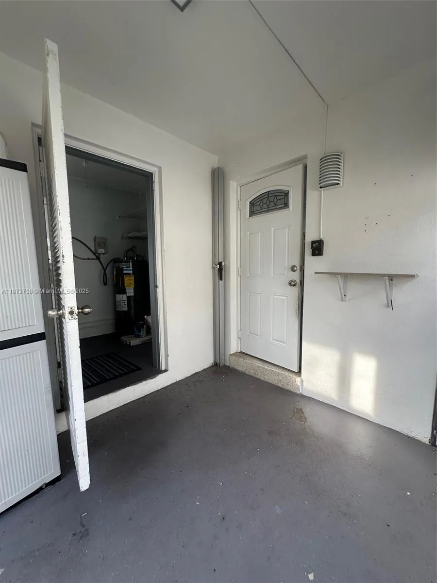 116 Se 9th Ct, Hallandale Beach, Florida 33009, Hallandale Beach, Florida 33009, ,Residential Income,For Sale,116 Se 9th Ct, Hallandale Beach, Florida 33009,A11872708