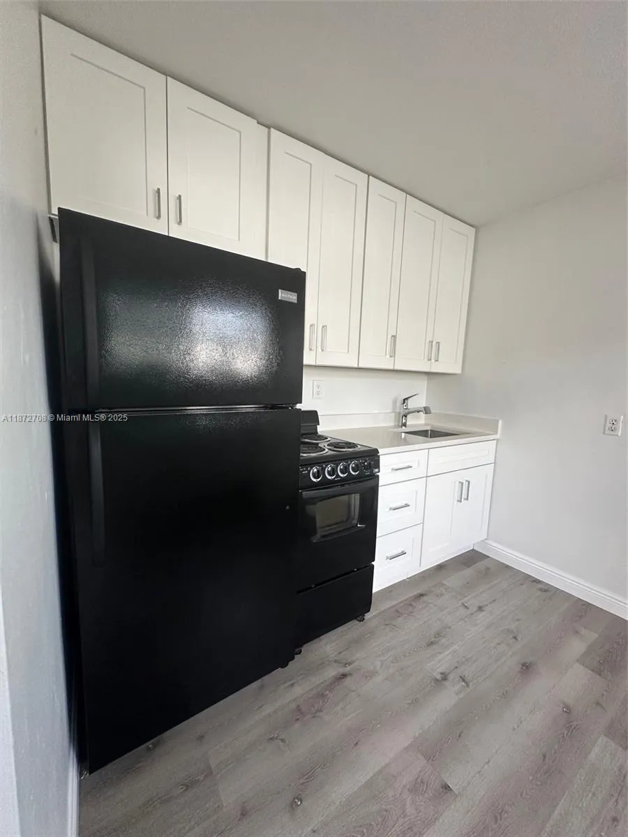 116 Se 9th Ct, Hallandale Beach, Florida 33009, Hallandale Beach, Florida 33009, ,Residential Income,For Sale,116 Se 9th Ct, Hallandale Beach, Florida 33009,A11872708