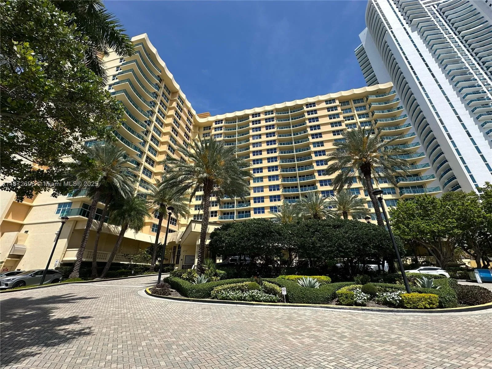 2501 S Ocean Dr 1129, Hollywood, Florida 33019, Hollywood, Florida 33019, 1 Bedroom Bedrooms, ,1 BathroomBathrooms,Residential Lease,For Rent,2501 S Ocean Dr 1129, Hollywood, Florida 33019,A11872698