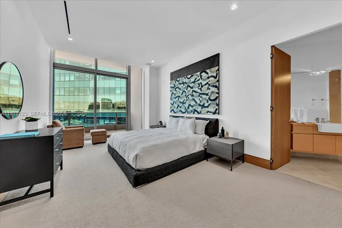 200 Biscayne Boulevard Way Ph 5401, Miami, Florida, Miami, Florida 33131, 4 Bedrooms Bedrooms, ,4 BathroomsBathrooms,Residential,For Sale,200 Biscayne Boulevard Way Ph 5401, Miami, Florida,A11872123