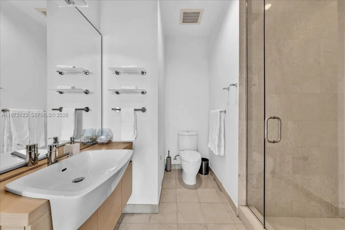 200 Biscayne Boulevard Way Ph 5401, Miami, Florida, Miami, Florida 33131, 4 Bedrooms Bedrooms, ,4 BathroomsBathrooms,Residential,For Sale,200 Biscayne Boulevard Way Ph 5401, Miami, Florida,A11872123
