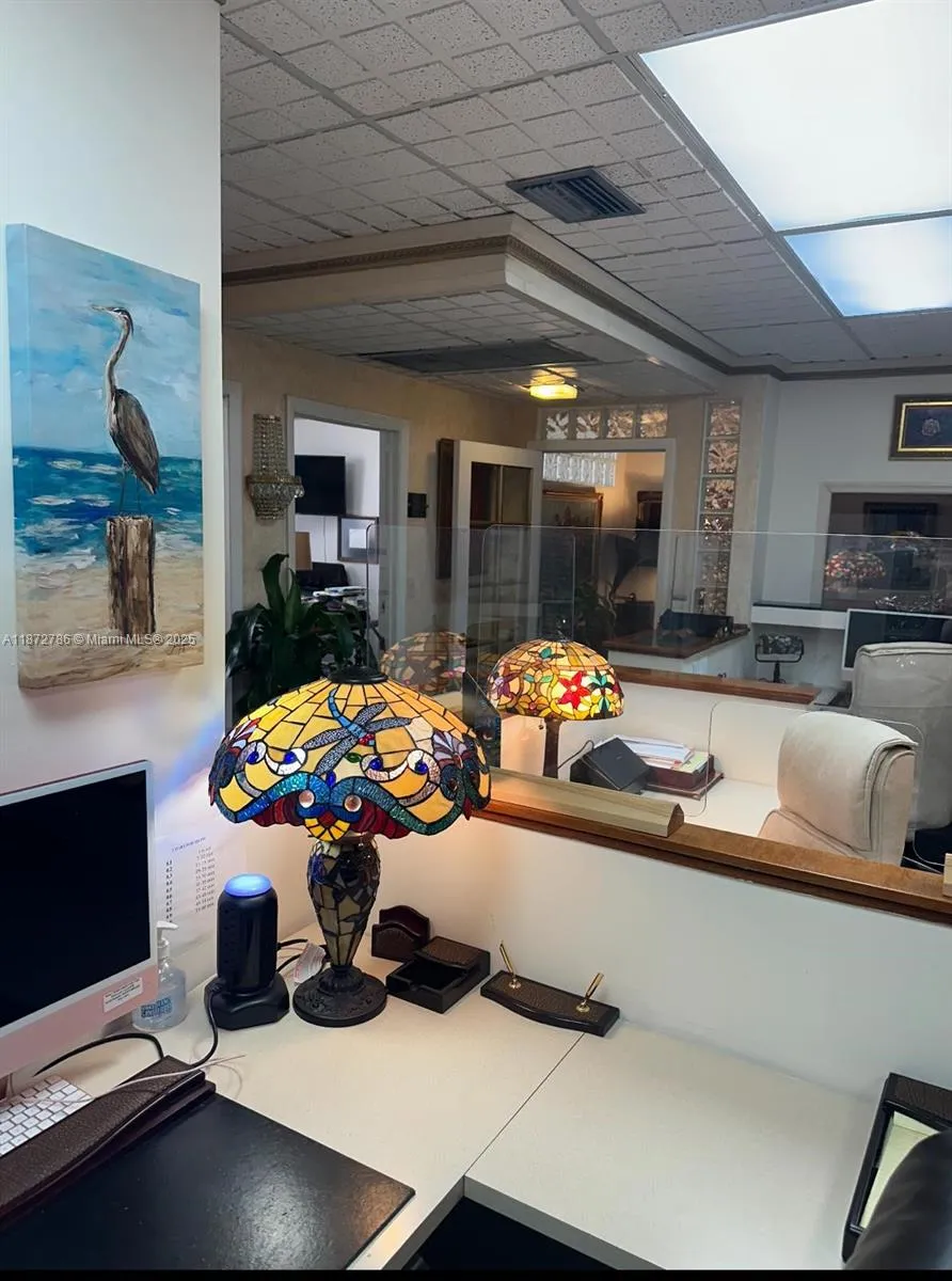 420 S Dixie Hwy Suite 2a2, Coral Gables, Florida 3, Coral Gables, Florida 33146, ,Commercial Lease,For Rent,420 S Dixie Hwy Suite 2a2, Coral Gables, Florida 3,A11872786