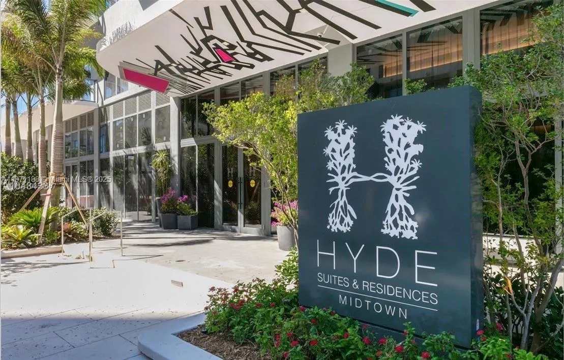 121 Ne 34 St 901, Miami, Florida 33137, Miami, Florida 33137, 2 Bedrooms Bedrooms, ,2 BathroomsBathrooms,Residential,For Sale,121 Ne 34 St 901, Miami, Florida 33137,A11871188