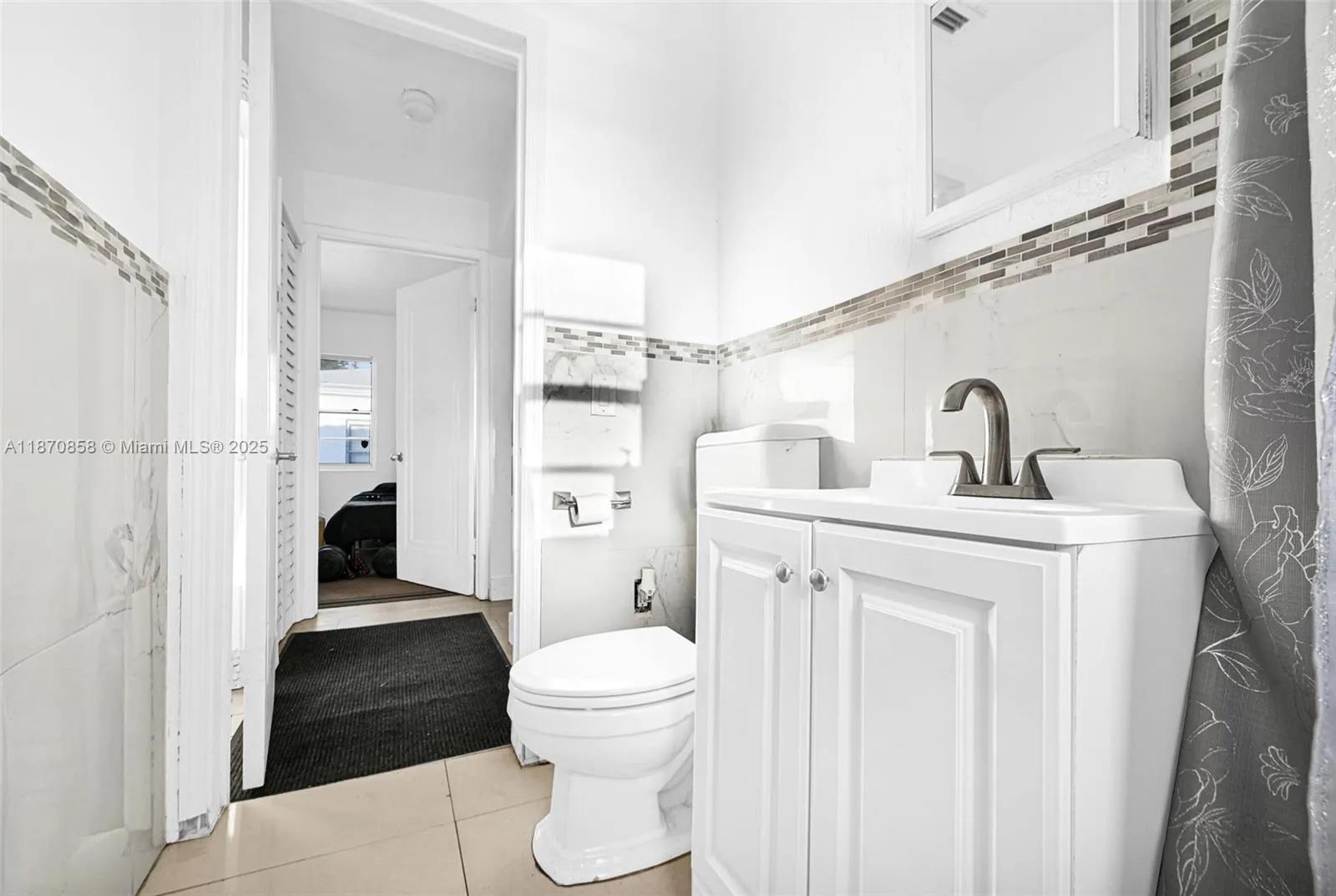 1784 Marseille Dr, Miami Beach, Florida 33141, Miami Beach, Florida 33141, ,Residential Income,For Sale,1784 Marseille Dr, Miami Beach, Florida 33141,A11870858