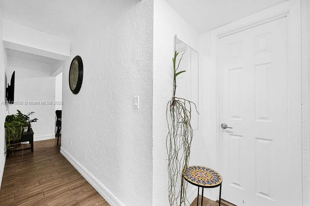 1784 Marseille Dr, Miami Beach, Florida 33141, Miami Beach, Florida 33141, ,Residential Income,For Sale,1784 Marseille Dr, Miami Beach, Florida 33141,A11870858