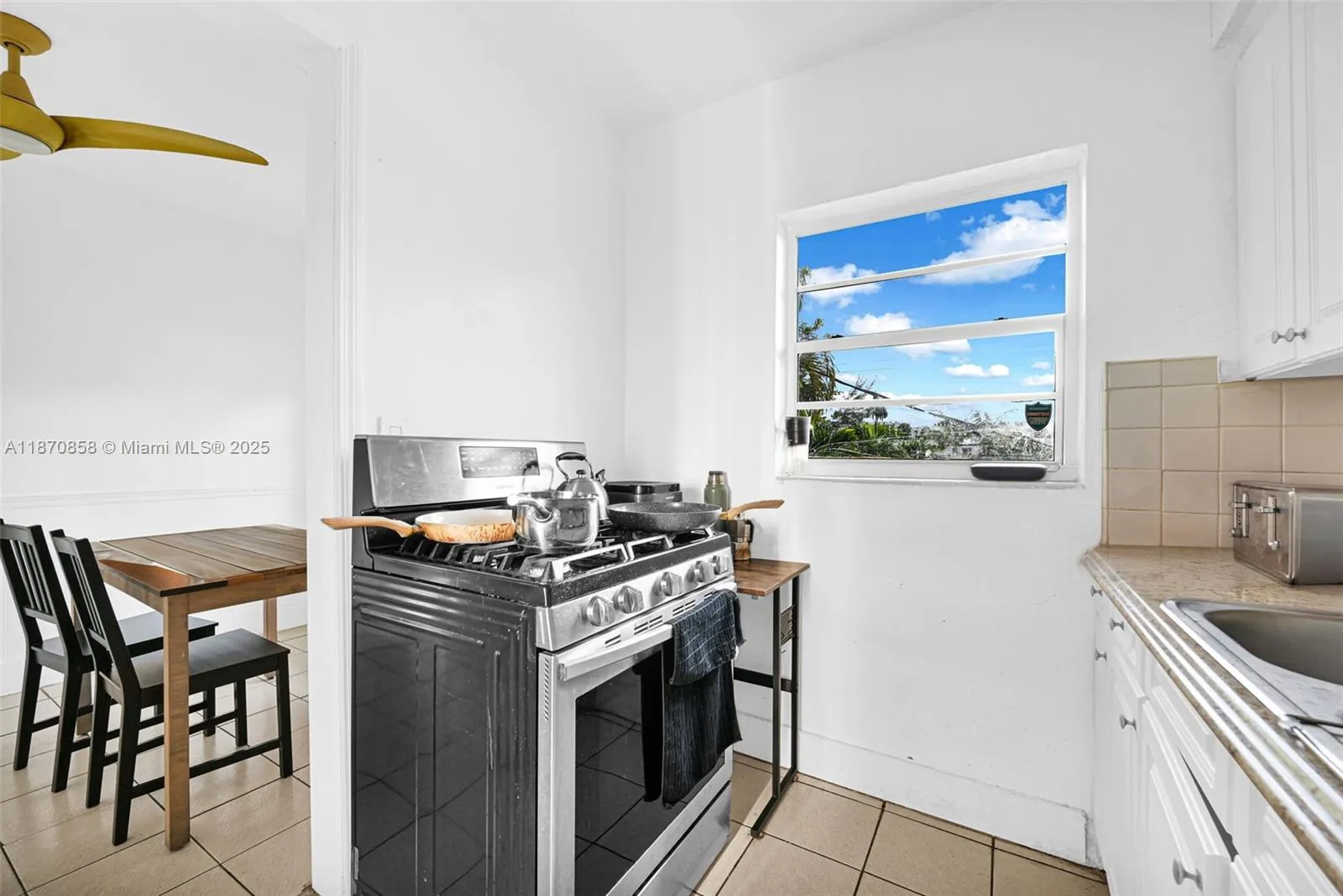 1784 Marseille Dr, Miami Beach, Florida 33141, Miami Beach, Florida 33141, ,Residential Income,For Sale,1784 Marseille Dr, Miami Beach, Florida 33141,A11870858