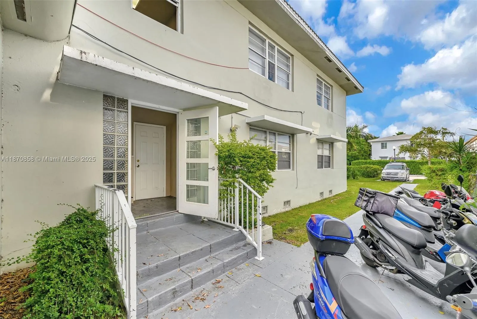 1784 Marseille Dr, Miami Beach, Florida 33141, Miami Beach, Florida 33141, ,Residential Income,For Sale,1784 Marseille Dr, Miami Beach, Florida 33141,A11870858