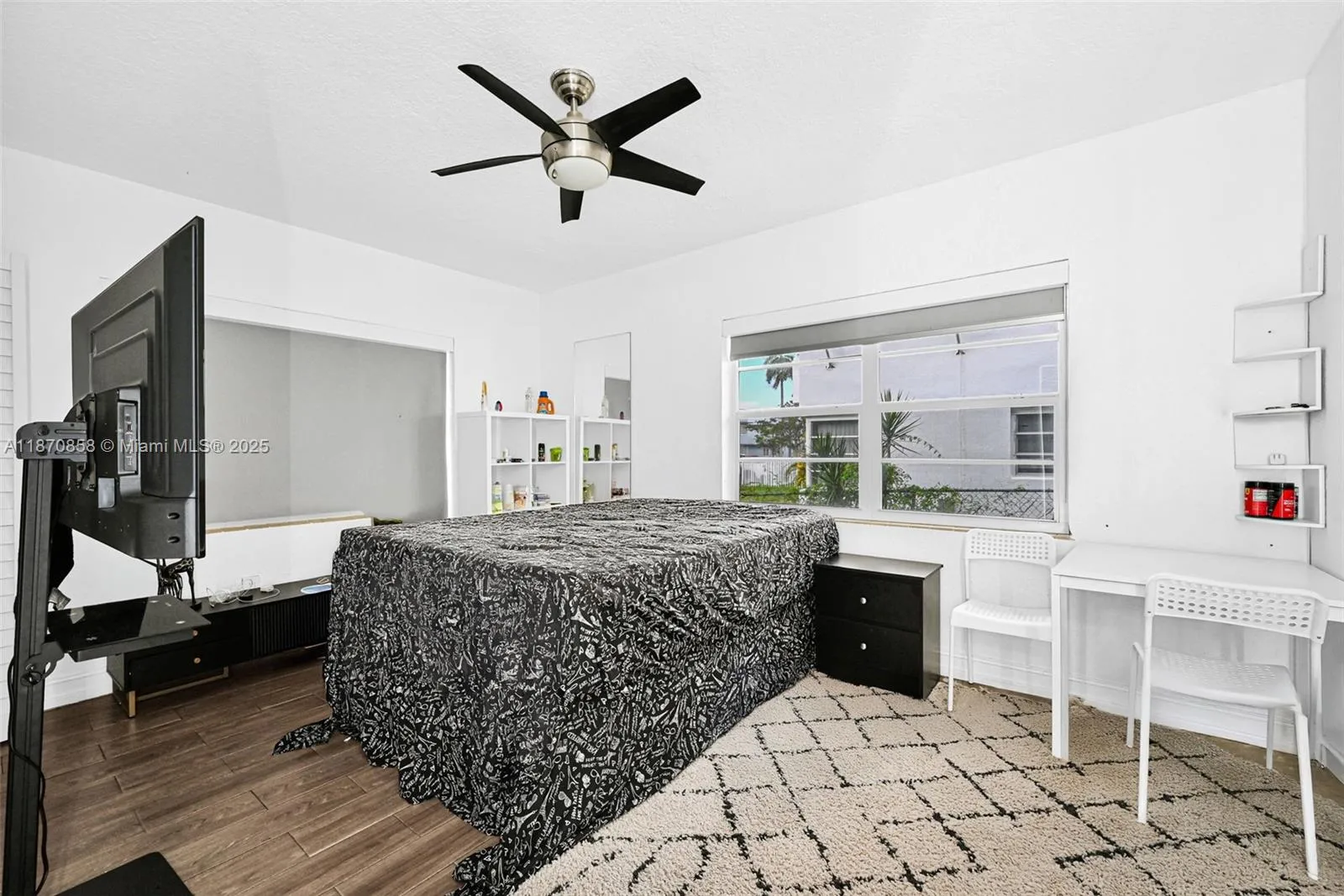 1784 Marseille Dr, Miami Beach, Florida 33141, Miami Beach, Florida 33141, ,Residential Income,For Sale,1784 Marseille Dr, Miami Beach, Florida 33141,A11870858