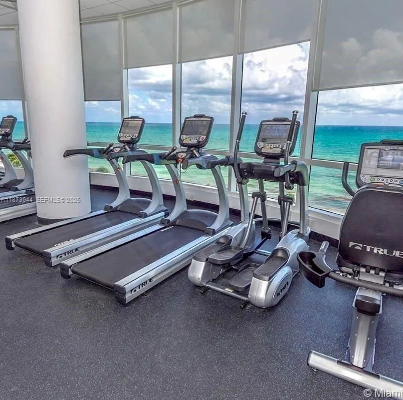 6365 Collins Ave 904, Miami Beach, Florida 33141, Miami Beach, Florida 33141, 1 Bedroom Bedrooms, ,1 BathroomBathrooms,Residential Lease,For Rent,6365 Collins Ave 904, Miami Beach, Florida 33141,A11873044