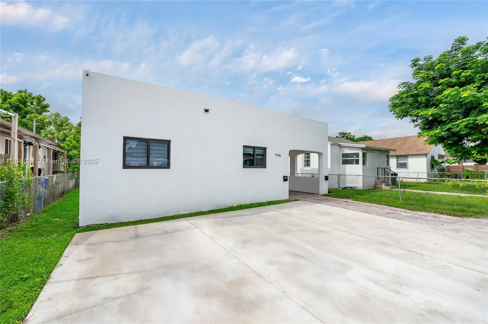 1946 Nw 49th St, Miami, Florida 33142, Miami, Florida 33142, ,Residential Income,For Sale,1946 Nw 49th St, Miami, Florida 33142,A11873021