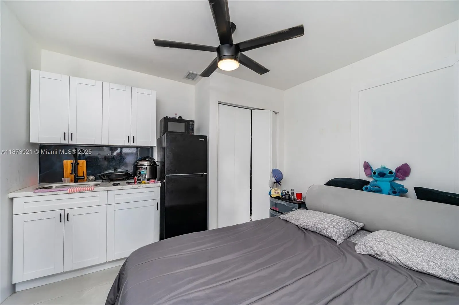 1946 Nw 49th St, Miami, Florida 33142, Miami, Florida 33142, ,Residential Income,For Sale,1946 Nw 49th St, Miami, Florida 33142,A11873021