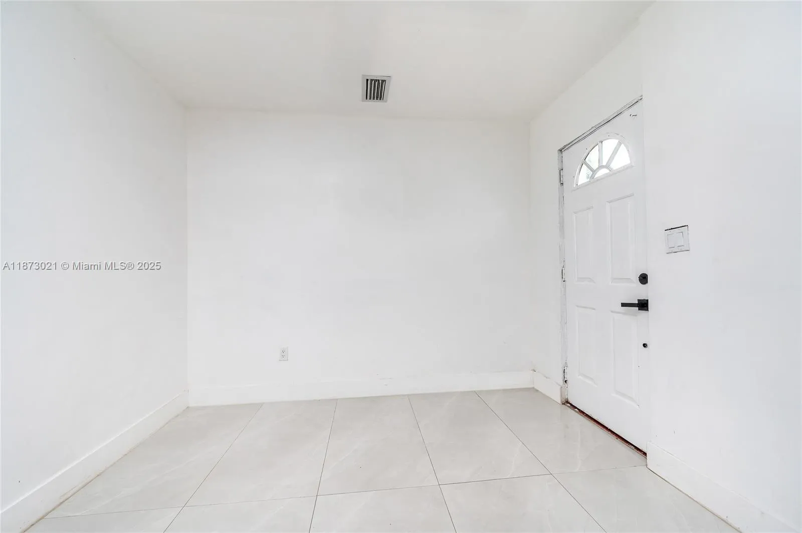 1946 Nw 49th St, Miami, Florida 33142, Miami, Florida 33142, ,Residential Income,For Sale,1946 Nw 49th St, Miami, Florida 33142,A11873021