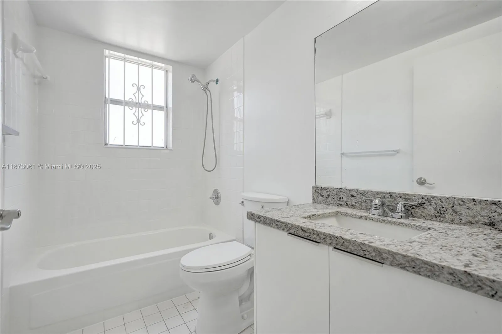 11505 Nw 22nd Ave 102, Miami, Florida 33167, Miami, Florida 33167, 3 Bedrooms Bedrooms, ,2 BathroomsBathrooms,Residential Lease,For Rent,11505 Nw 22nd Ave 102, Miami, Florida 33167,A11873061