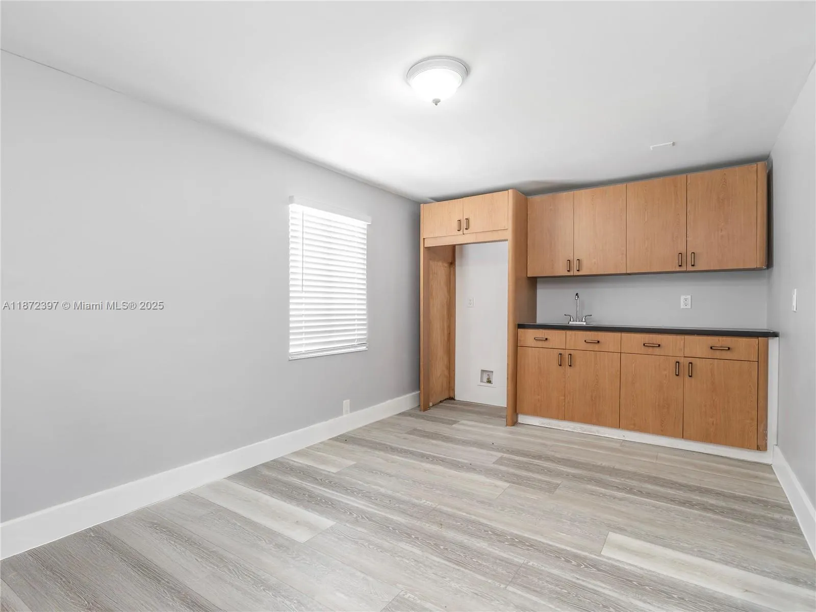 215 Sw 17th St, Fort Lauderdale, Florida 33315, Fort Lauderdale, Florida 33315, ,Commercial Lease,For Rent,215 Sw 17th St, Fort Lauderdale, Florida 33315,A11872397