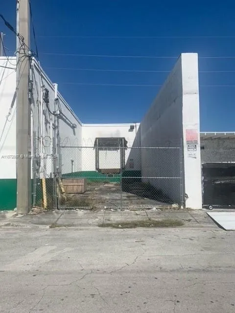 Loading dock