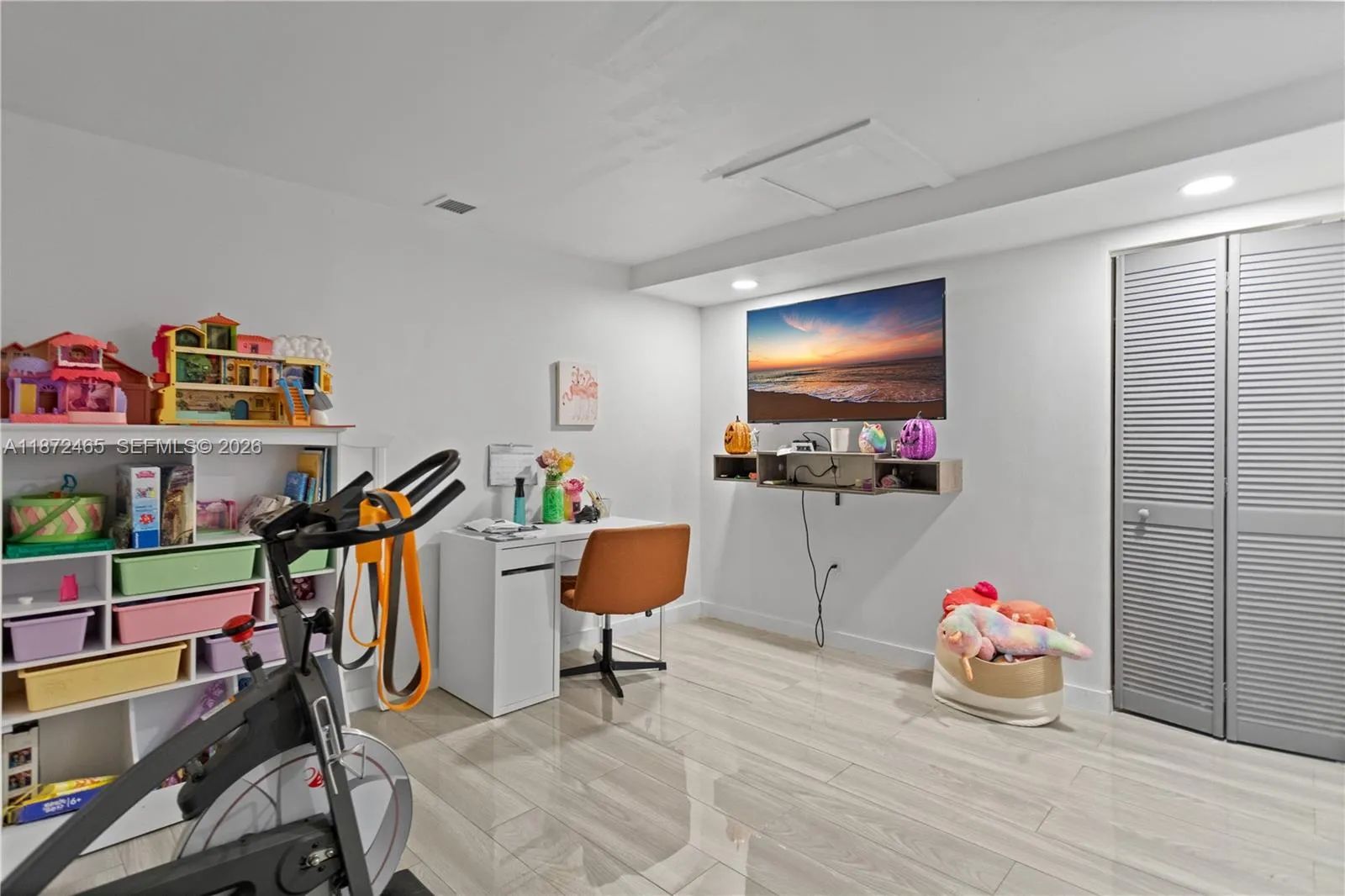 949 Sw 113th Ter, Pembroke Pines, Florida 33025, Pembroke Pines, Florida 33025, 3 Bedrooms Bedrooms, ,2 BathroomsBathrooms,Residential,For Sale,949 Sw 113th Ter, Pembroke Pines, Florida 33025,A11872465