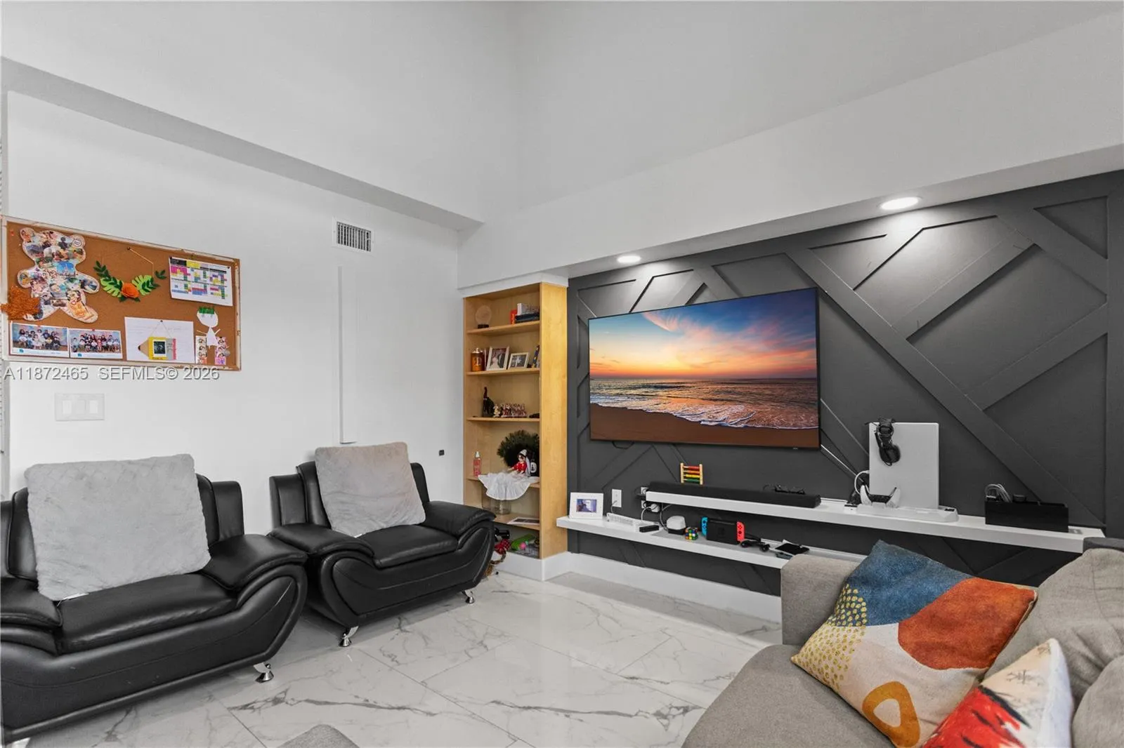 949 Sw 113th Ter, Pembroke Pines, Florida 33025, Pembroke Pines, Florida 33025, 3 Bedrooms Bedrooms, ,2 BathroomsBathrooms,Residential,For Sale,949 Sw 113th Ter, Pembroke Pines, Florida 33025,A11872465