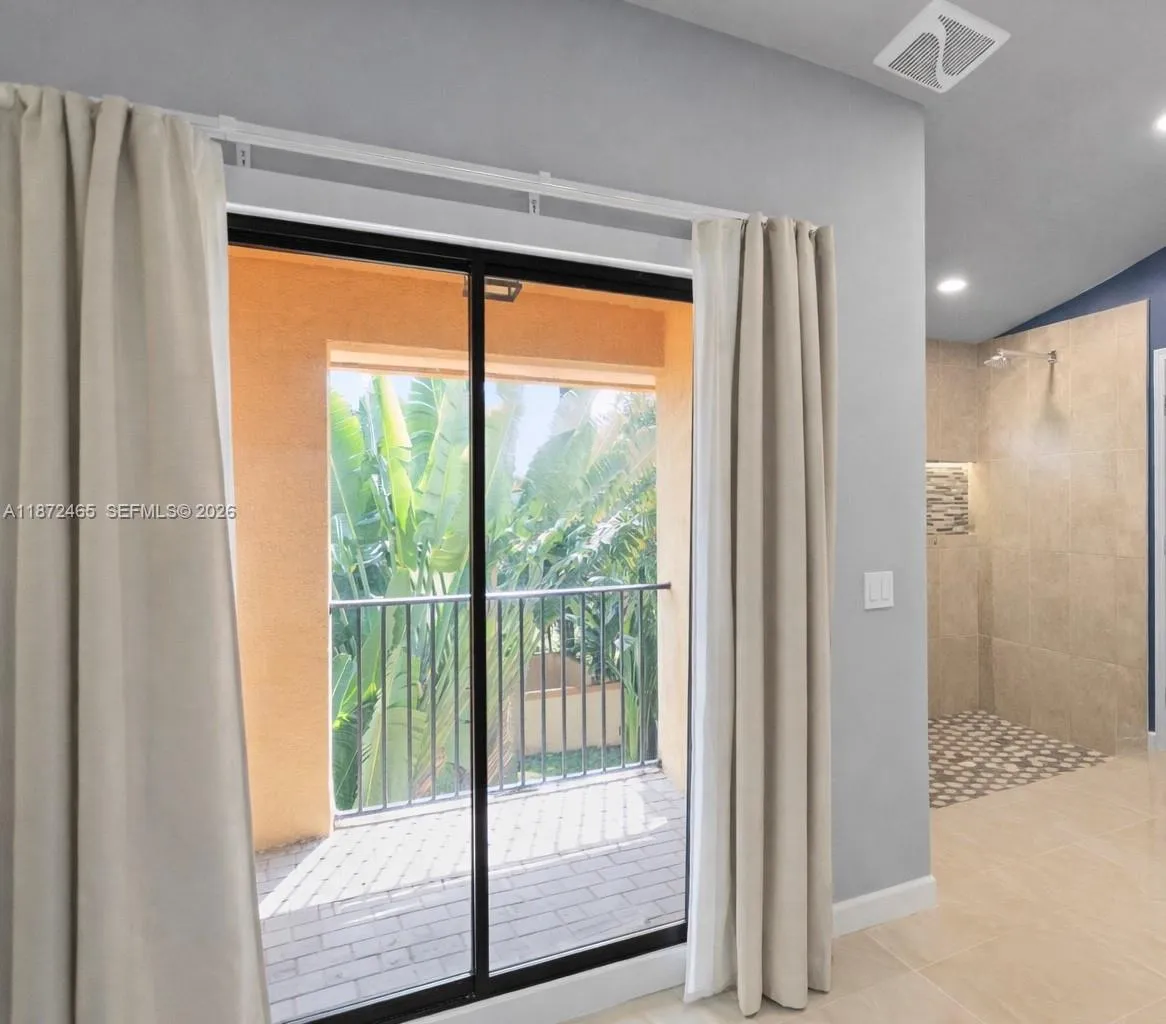 949 Sw 113th Ter, Pembroke Pines, Florida 33025, Pembroke Pines, Florida 33025, 3 Bedrooms Bedrooms, ,2 BathroomsBathrooms,Residential,For Sale,949 Sw 113th Ter, Pembroke Pines, Florida 33025,A11872465