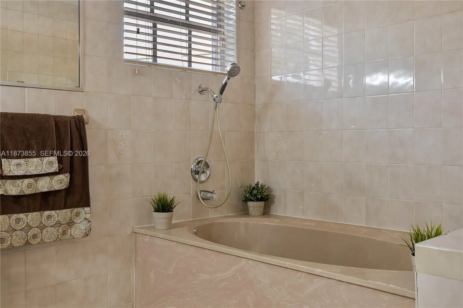 7801 Sw 9th Ter, Miami, Florida 33144, Miami, Florida 33144, 4 Bedrooms Bedrooms, ,3 BathroomsBathrooms,Residential,For Sale,7801 Sw 9th Ter, Miami, Florida 33144,A11873855