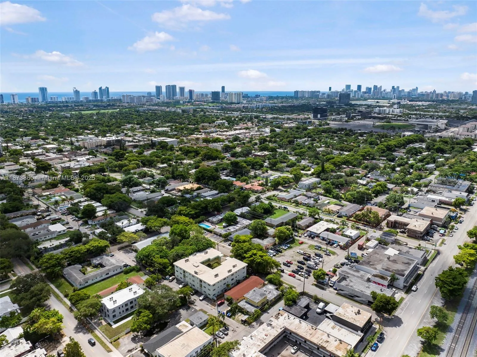 2033 Dewey St, Hollywood, Florida 33020, Hollywood, Florida 33020, ,Residential Income,For Sale,2033 Dewey St, Hollywood, Florida 33020,A11873860