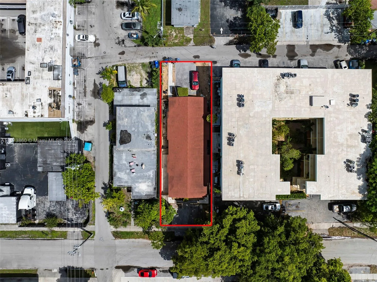 2033 Dewey St, Hollywood, Florida 33020, Hollywood, Florida 33020, ,Residential Income,For Sale,2033 Dewey St, Hollywood, Florida 33020,A11873860