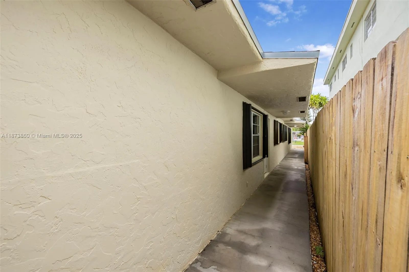 Entrance Unit A and B