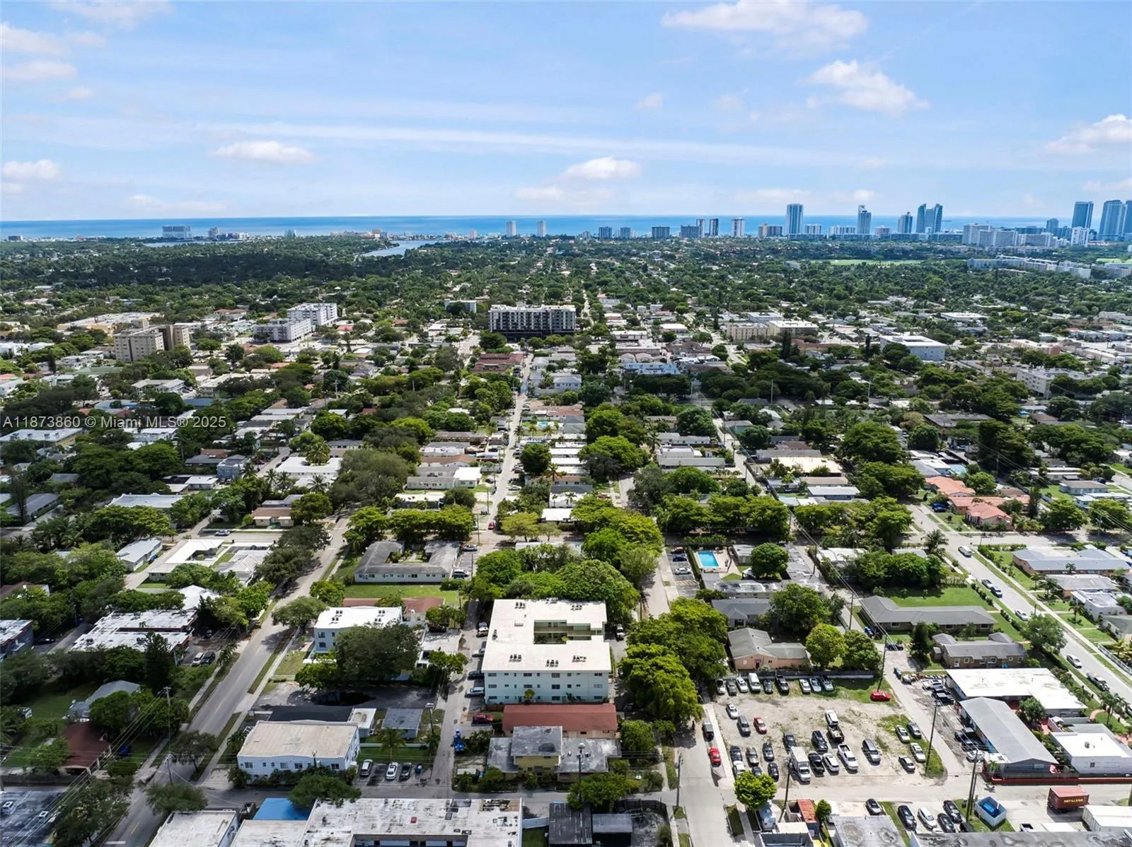 2033 Dewey St, Hollywood, Florida 33020, Hollywood, Florida 33020, ,Residential Income,For Sale,2033 Dewey St, Hollywood, Florida 33020,A11873860