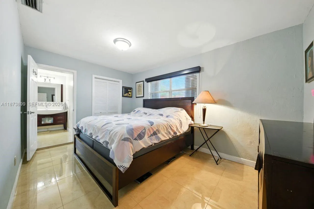 7375 Sw 34th Street, Miami, Florida 33155, Miami, Florida 33155, 3 Bedrooms Bedrooms, ,3 BathroomsBathrooms,Residential,For Sale,7375 Sw 34th Street, Miami, Florida 33155,A11873899