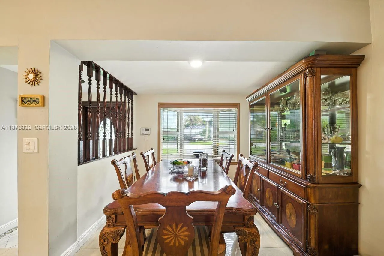 7375 Sw 34th Street, Miami, Florida 33155, Miami, Florida 33155, 3 Bedrooms Bedrooms, ,3 BathroomsBathrooms,Residential,For Sale,7375 Sw 34th Street, Miami, Florida 33155,A11873899