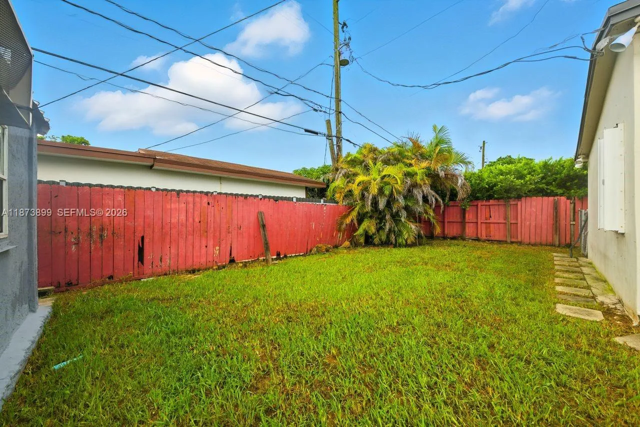7375 Sw 34th Street, Miami, Florida 33155, Miami, Florida 33155, 3 Bedrooms Bedrooms, ,3 BathroomsBathrooms,Residential,For Sale,7375 Sw 34th Street, Miami, Florida 33155,A11873899