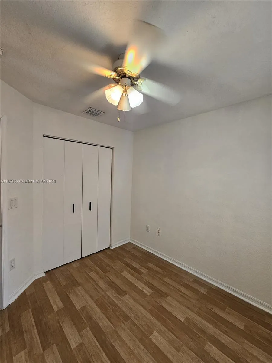 126 Hidden Ct Rd 27-d, Hollywood, Florida 33023, Hollywood, Florida 33023, 3 Bedrooms Bedrooms, ,2 BathroomsBathrooms,Residential,For Sale,126 Hidden Ct Rd 27-d, Hollywood, Florida 33023,A11874000