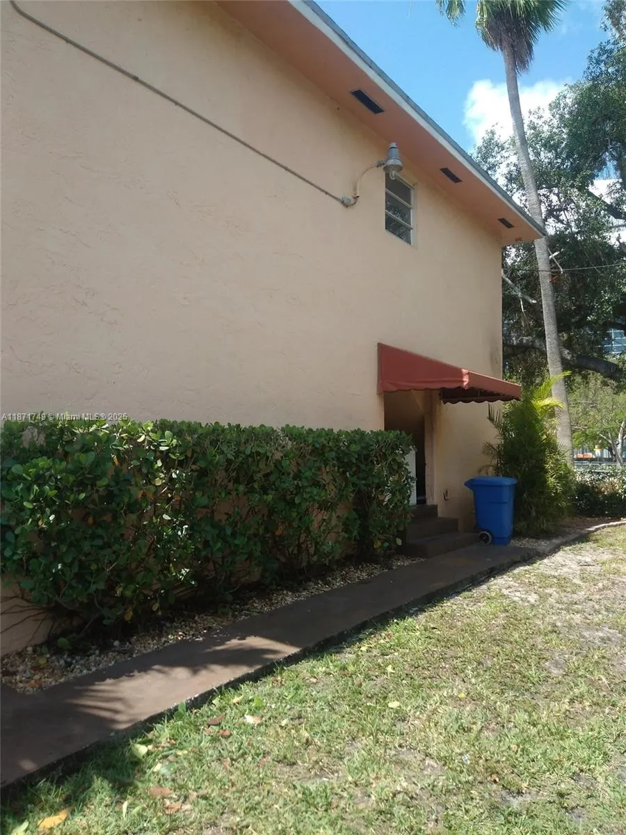 1353 Nw 5 St, Miami, Florida 33125, Miami, Florida 33125, ,Commercial Sale,For Sale,1353 Nw 5 St, Miami, Florida 33125,A11871749