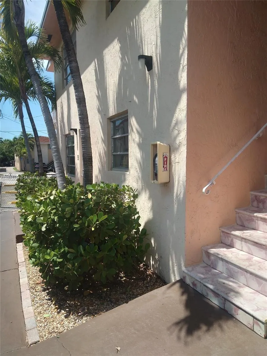 1353 Nw 5 St, Miami, Florida 33125, Miami, Florida 33125, ,Commercial Sale,For Sale,1353 Nw 5 St, Miami, Florida 33125,A11871749