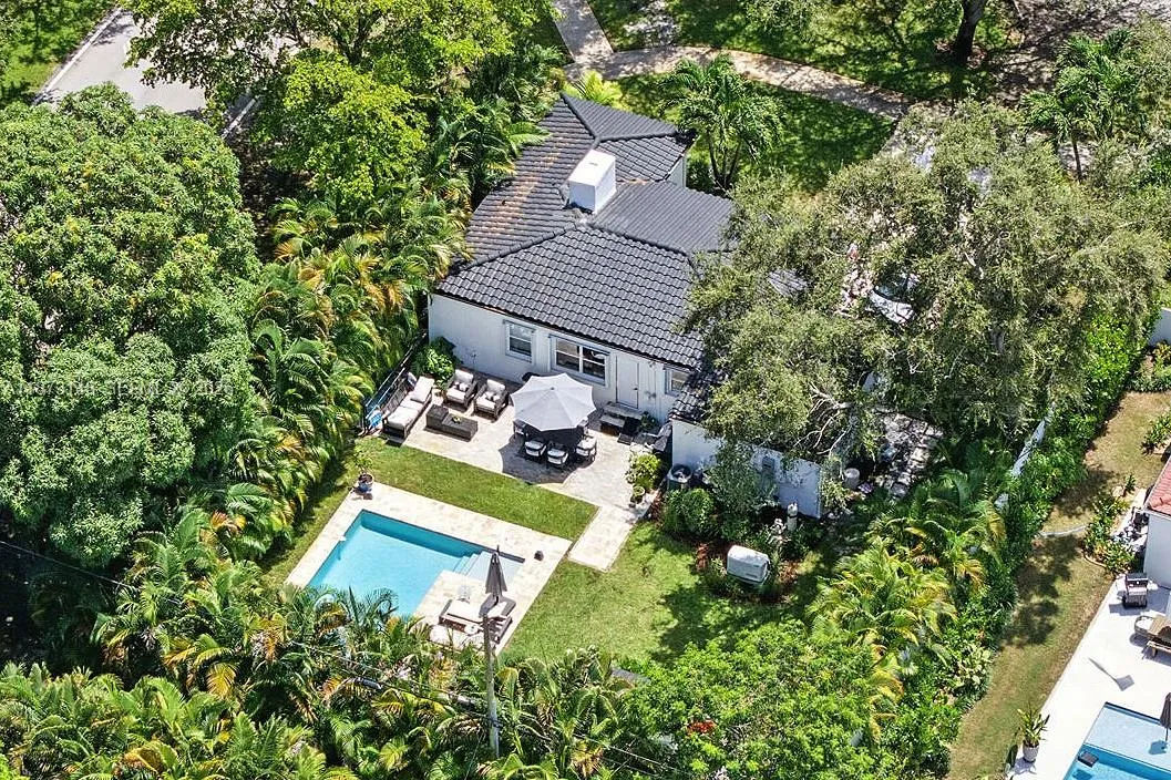 5 Nw 107th St, Miami Shores, Florida 33168, Miami Shores, Florida 33168, 3 Bedrooms Bedrooms, ,2 BathroomsBathrooms,Residential,For Sale,5 Nw 107th St, Miami Shores, Florida 33168,A11873148